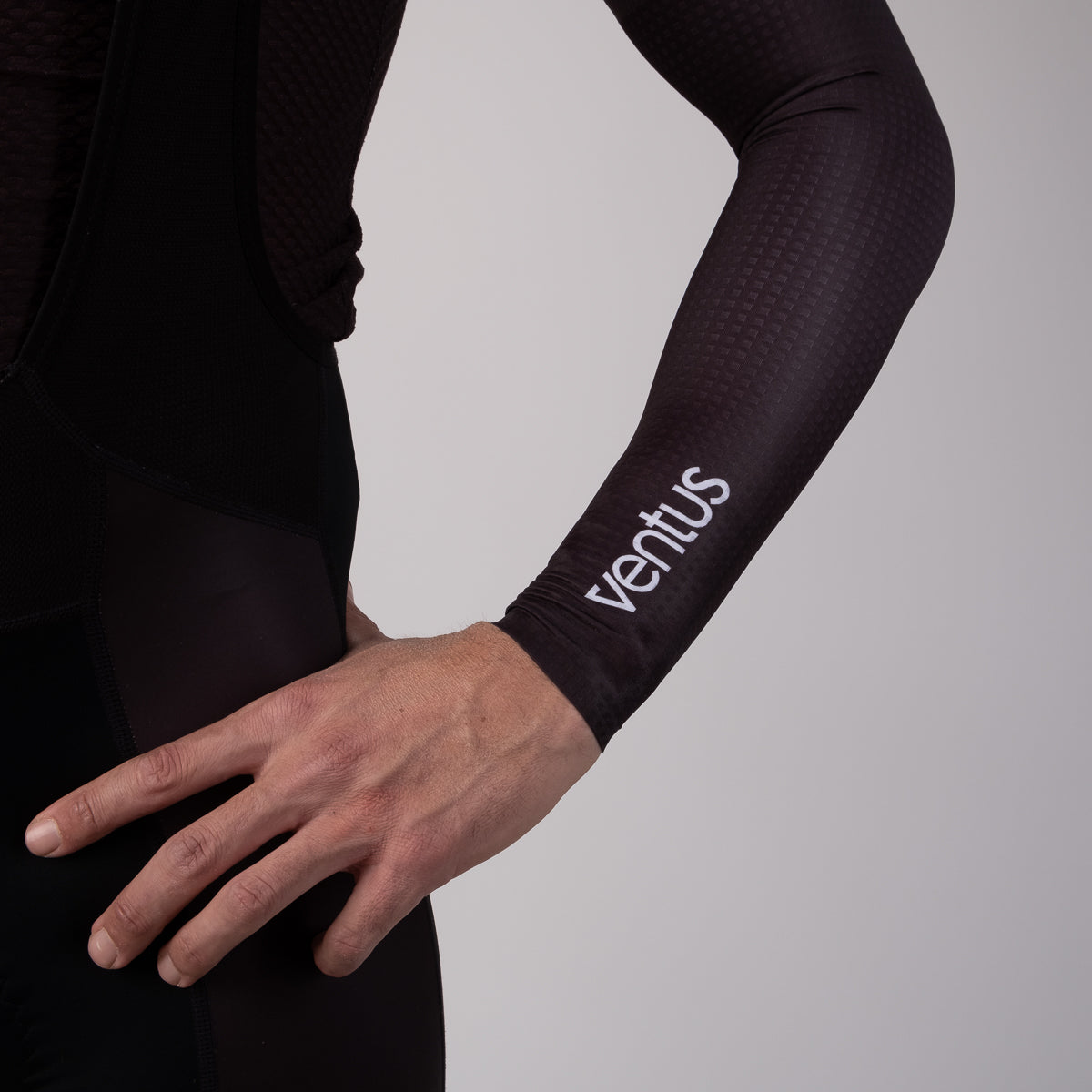 Arm Sleeves - Black